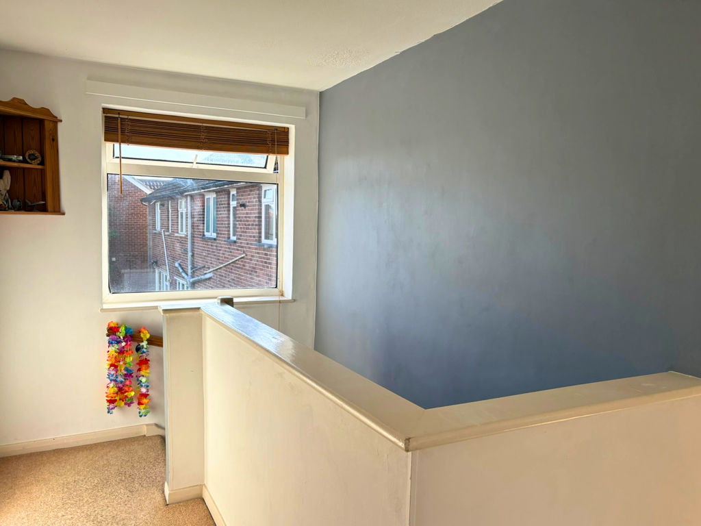 Kersey Crescent Speen